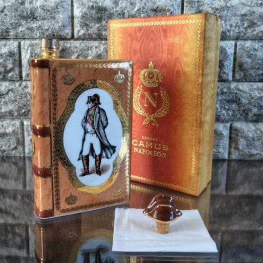 カミュ CAMUS ブック 陶器ボトル 未開栓×2 空容器×1 コニャック 古酒