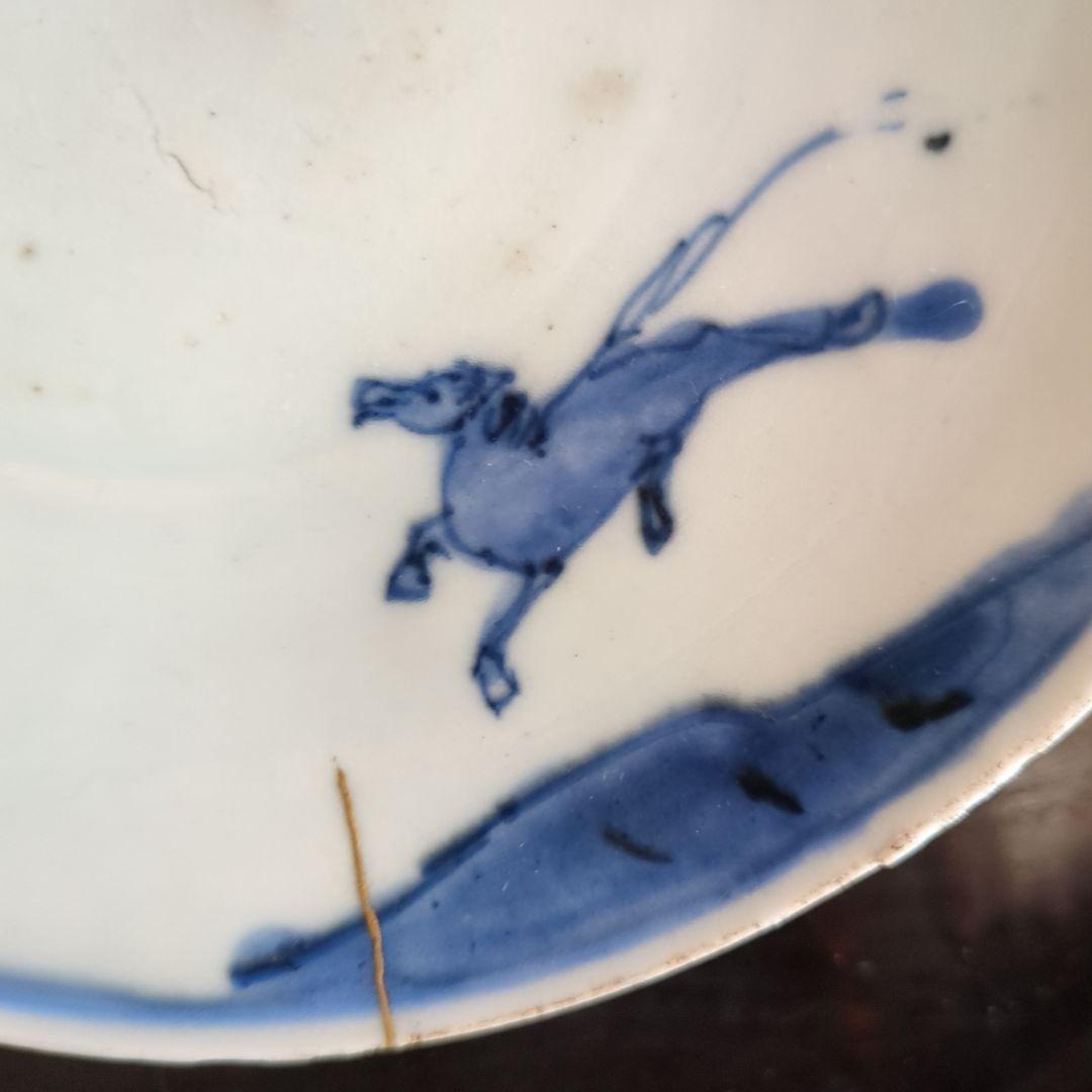 青い馬の絵柄の陶器皿　古染付　馬の絵柄　午年