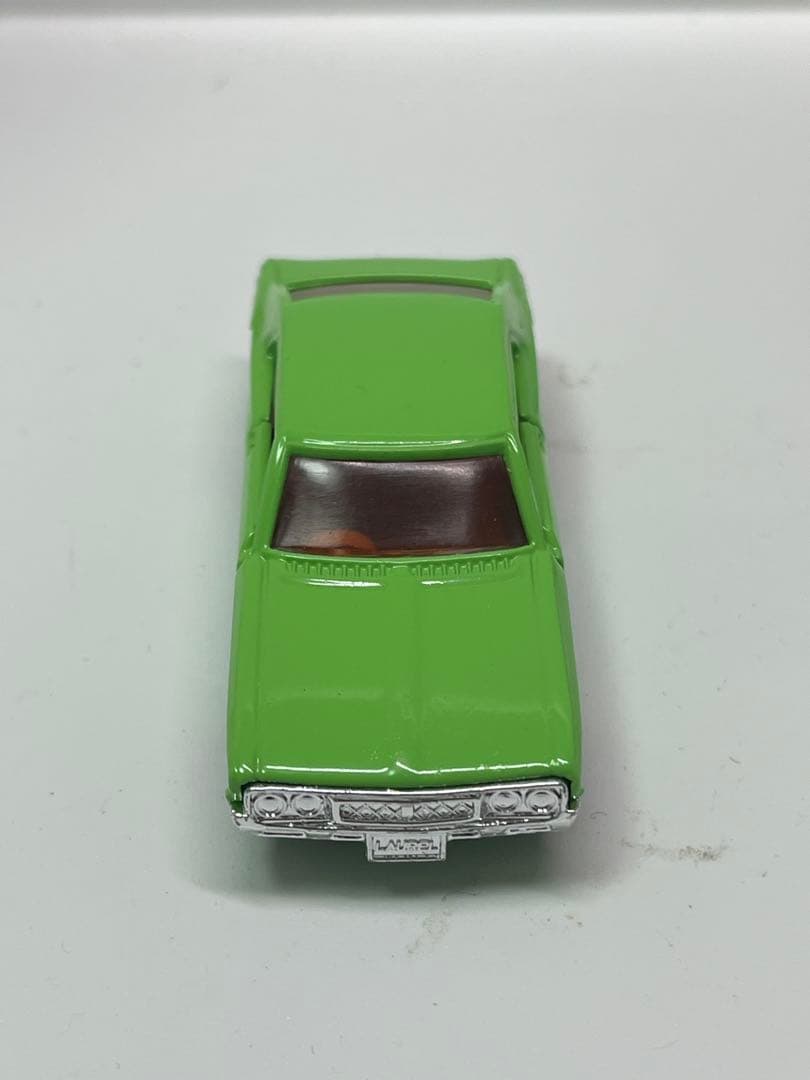 トミカ 黒箱 14 -1-3 ニッサン ローレル 2000 sgx