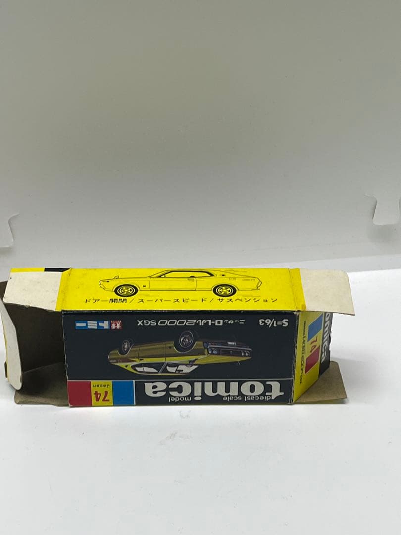 トミカ 黒箱 14 -1-3 ニッサン ローレル 2000 sgx