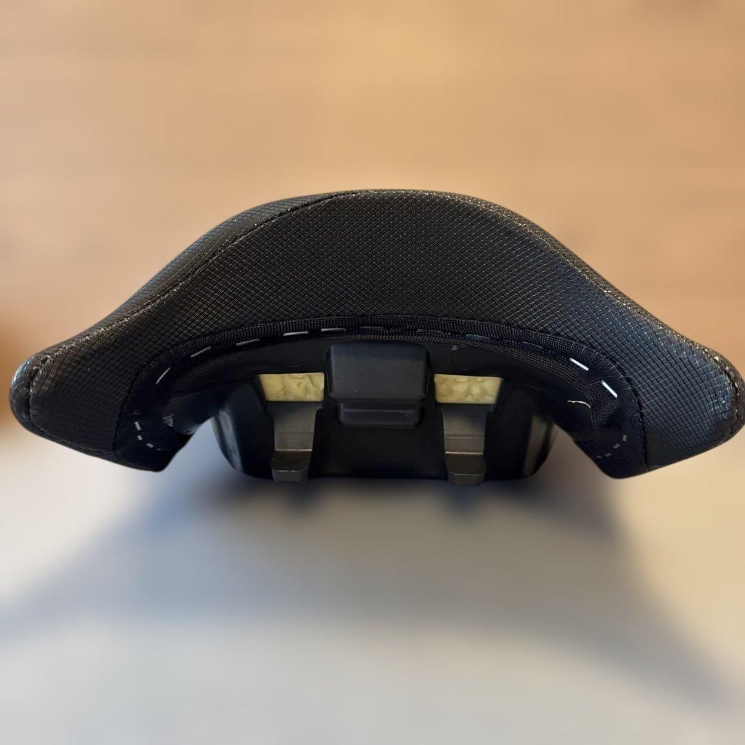 カワサキ　Ninja400 純正ハイシート