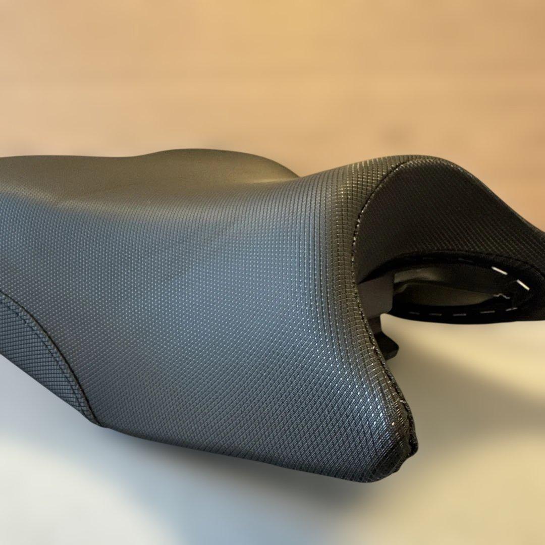 カワサキ　Ninja400 純正ハイシート