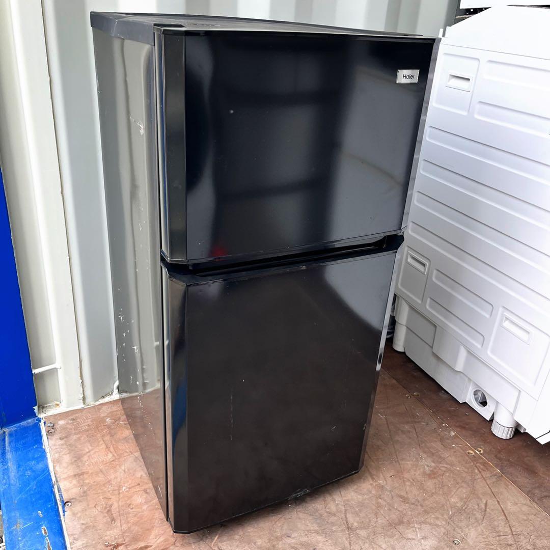 取付無料！格安早い者勝ち！スタイリッシュブラック小さめコンパクトサイズ冷蔵庫！
