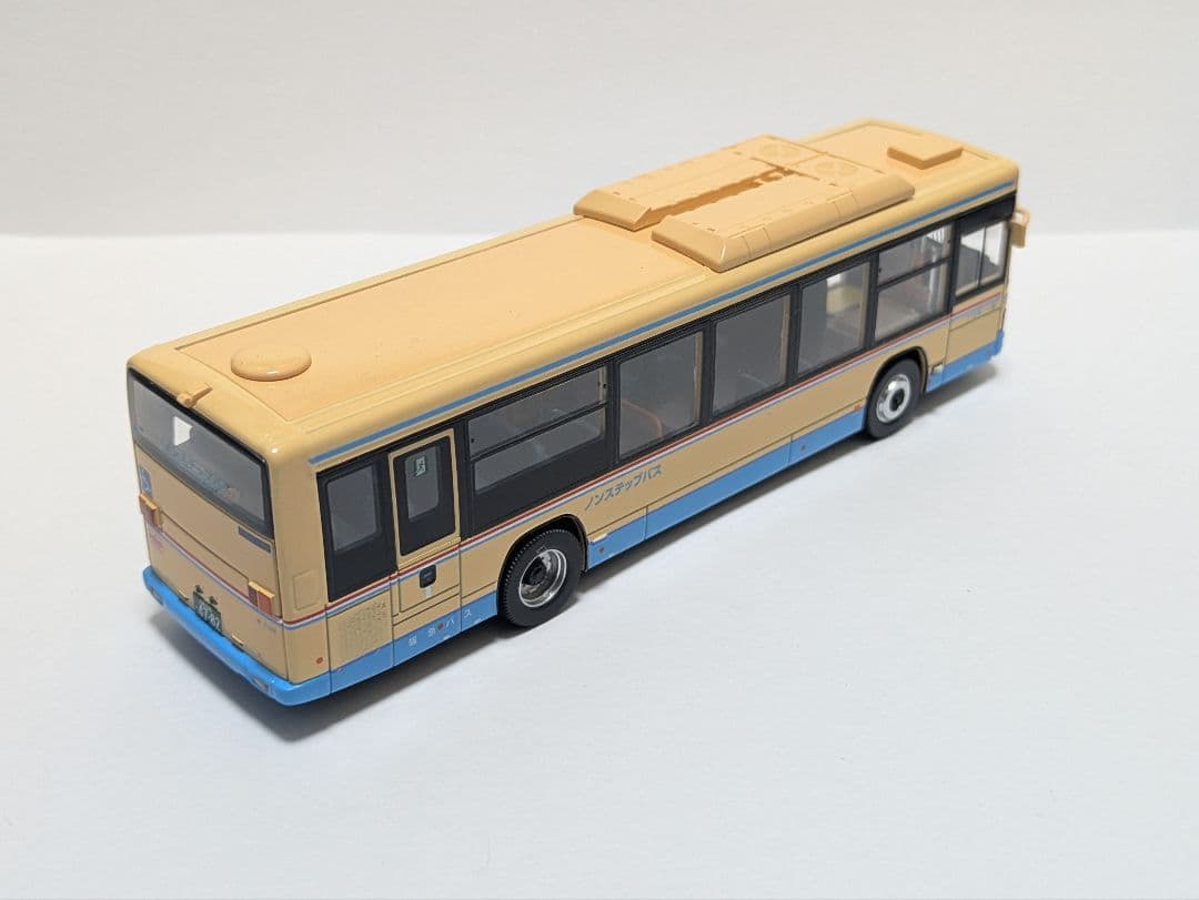 トミカリミテッドヴィンテージネオ　いすゞエルガ（阪急バス）