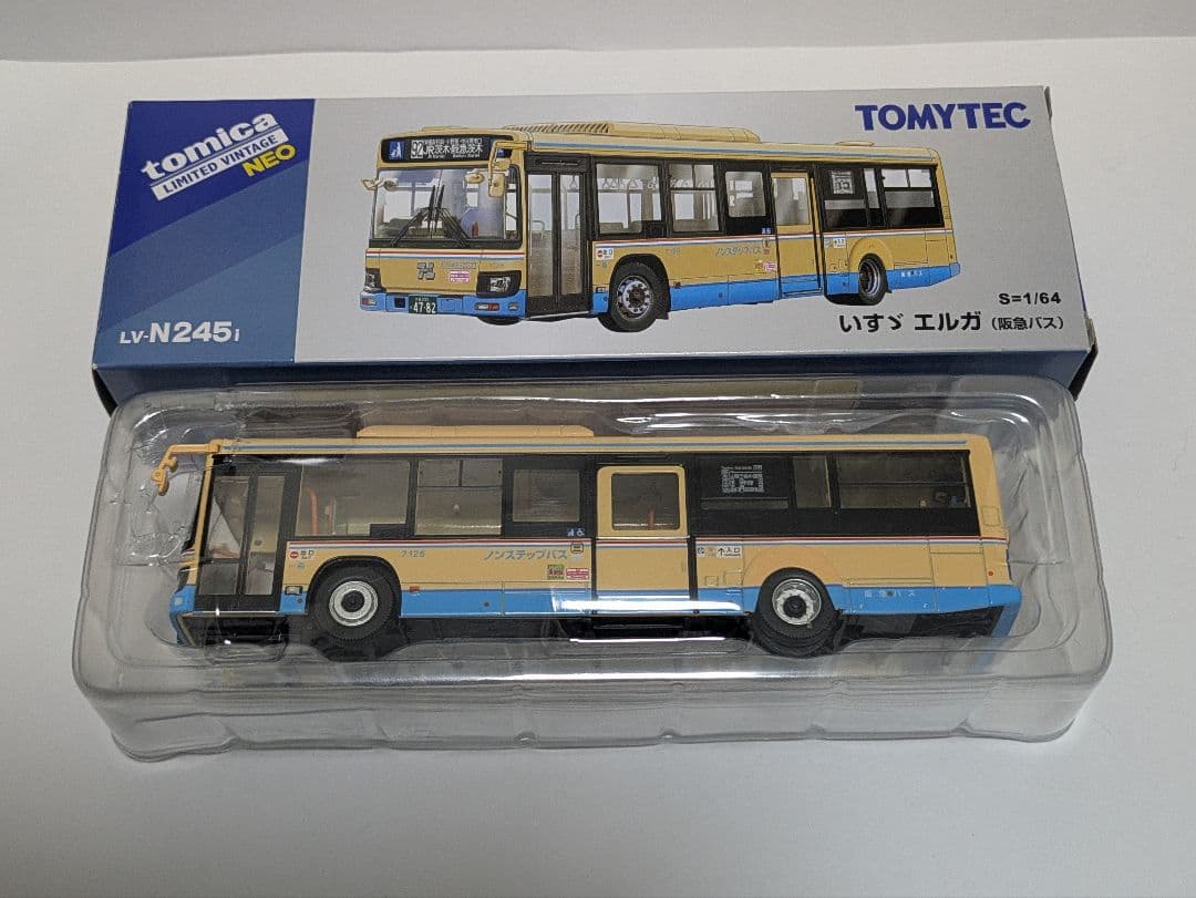 トミカリミテッドヴィンテージネオ　いすゞエルガ（阪急バス）