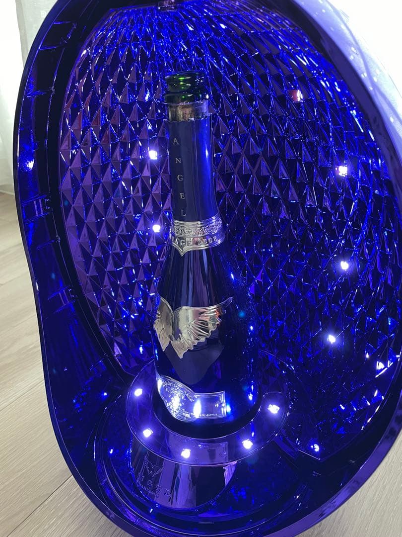 Angel Champagne 750ml LEDライト付き　空瓶とエッグケース