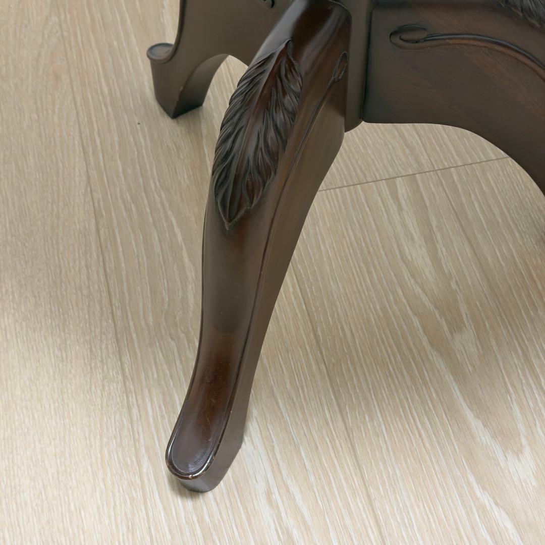 アンティーク調 木製ラウンドテーブル 彫刻脚