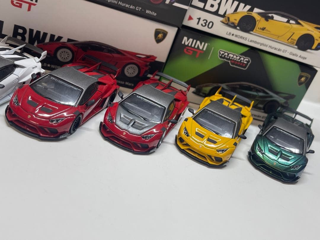 Mini GT ランボルギーニ ウラカン LBWK