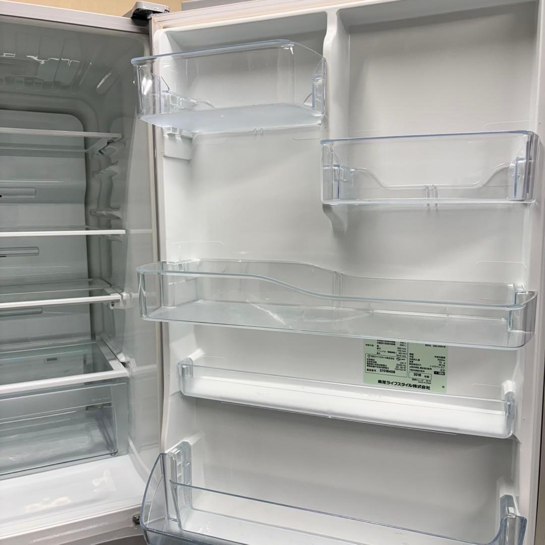 523 東芝 大型冷蔵庫 400L強 右開き 自動製氷 5ドア 大人気　きれい