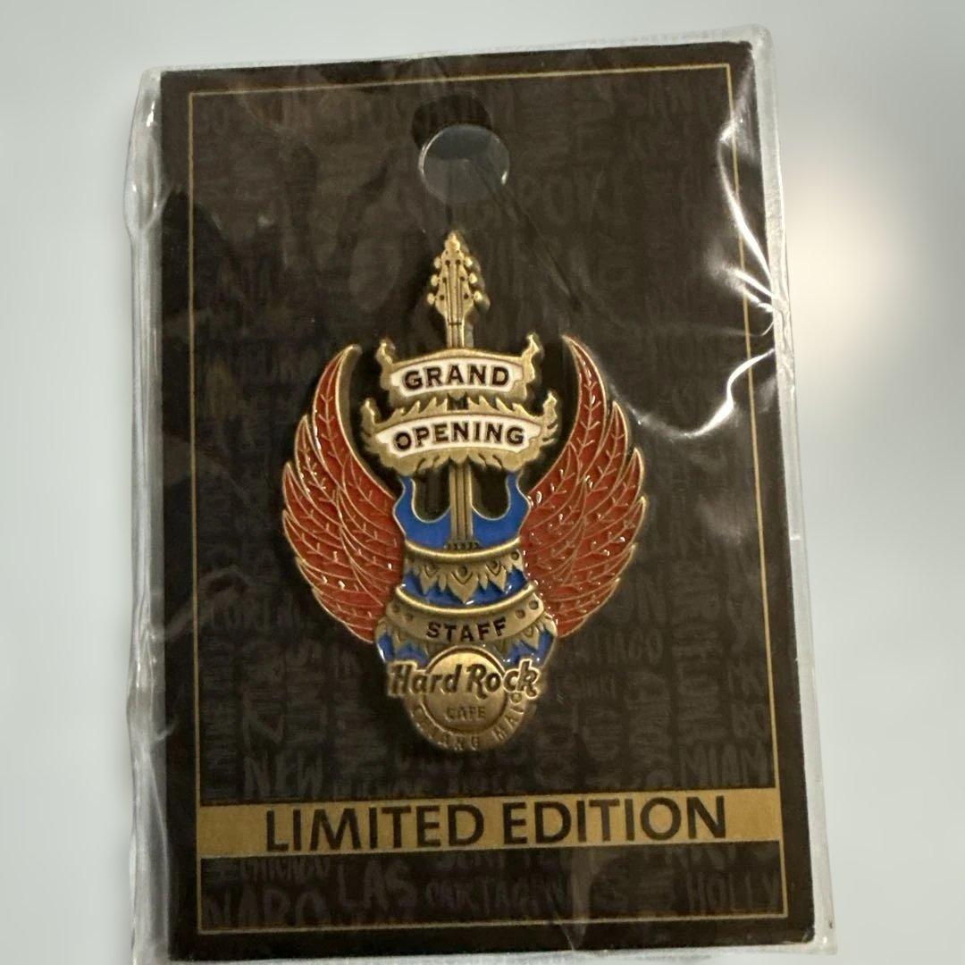 ハードロックカフェ チェンマイグランドオープニング スタッフピン