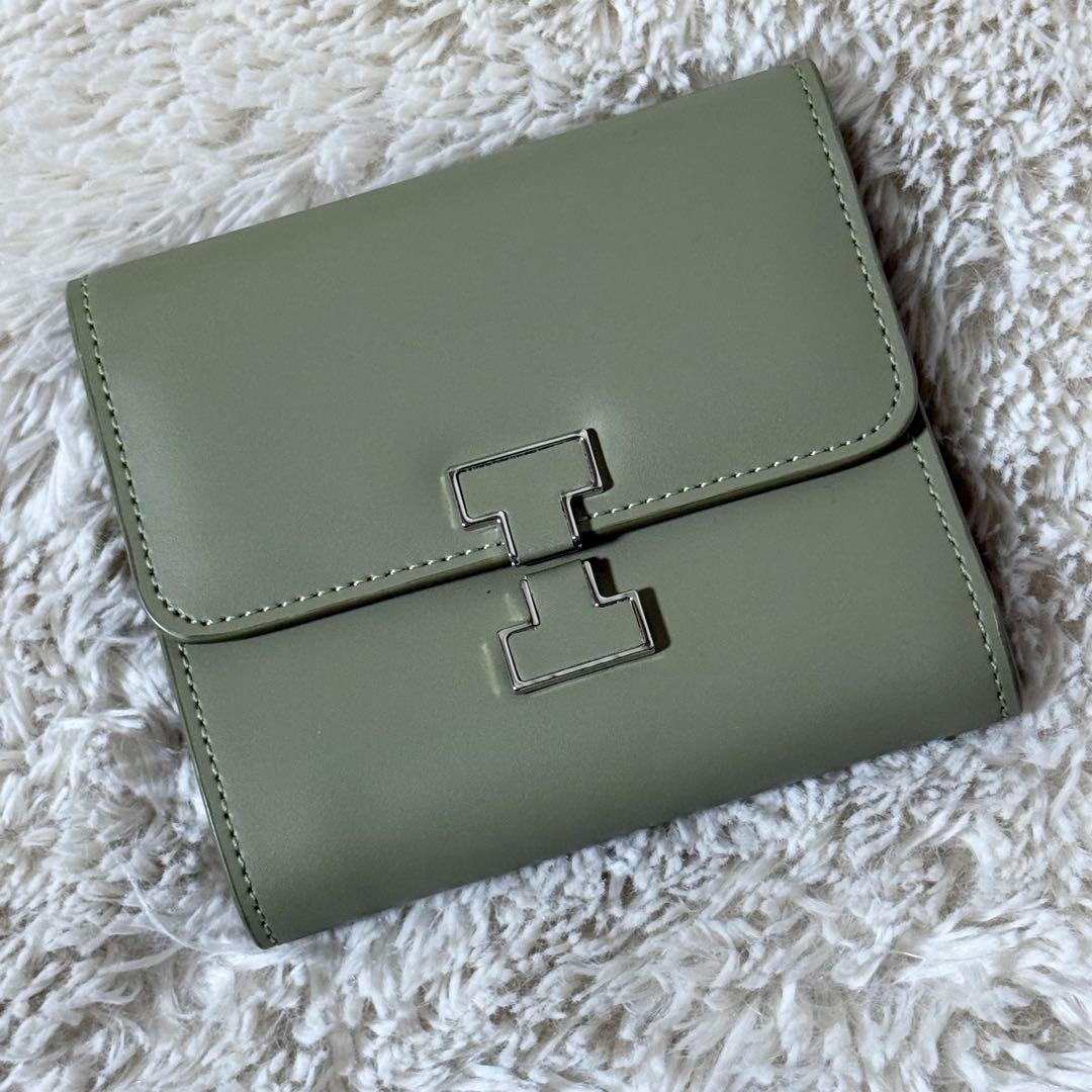 ⭐️新品未使用⭐️　IACUCCI　イアクッチ　RUGA　三つ折り財布　オリーブ