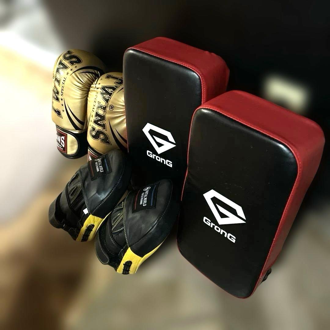ボクシンググローブ /ミットのセット