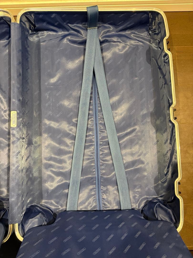 【稀少・廃番】 青ロゴ リモワ シルバー トパーズ 82L 4輪