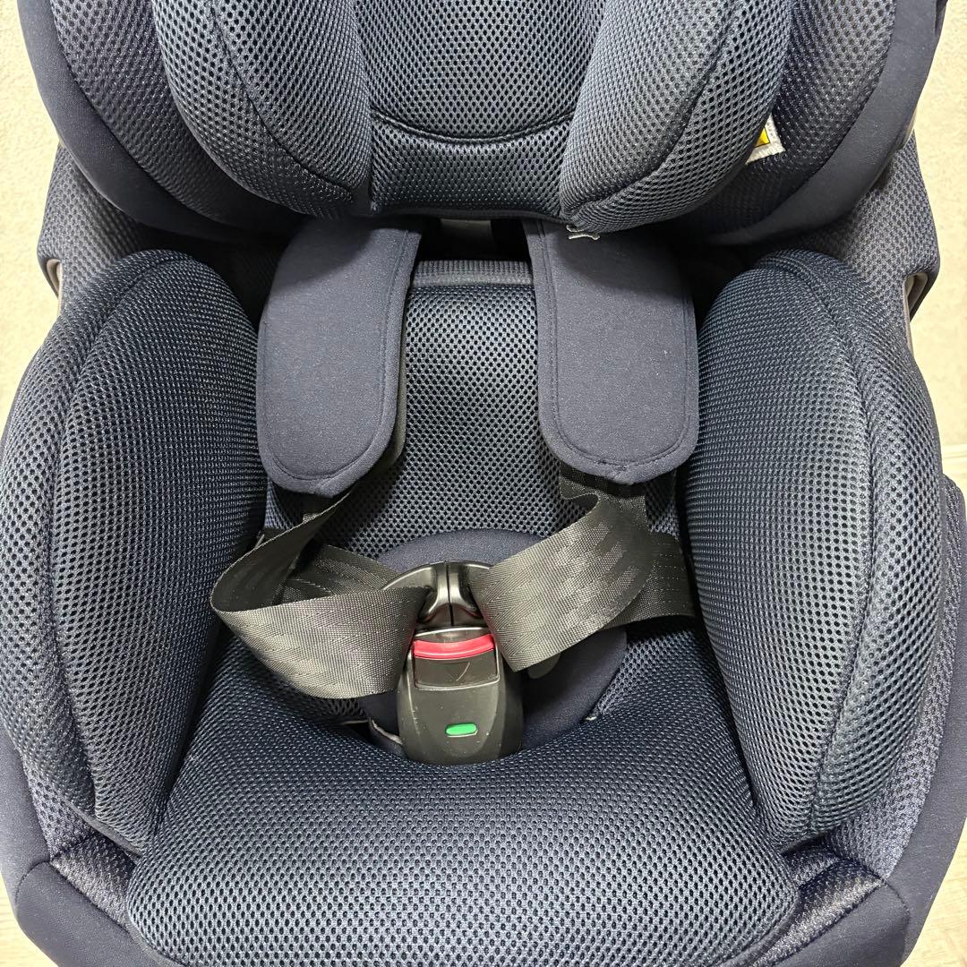 【極美品】　Combi THE S ZD コンビ　シートホルダー　ネイビー