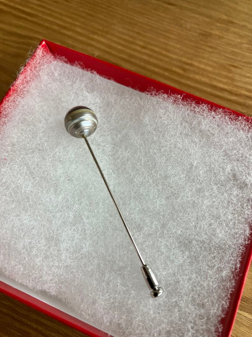 シンプルなピンブローチ　K14 WG