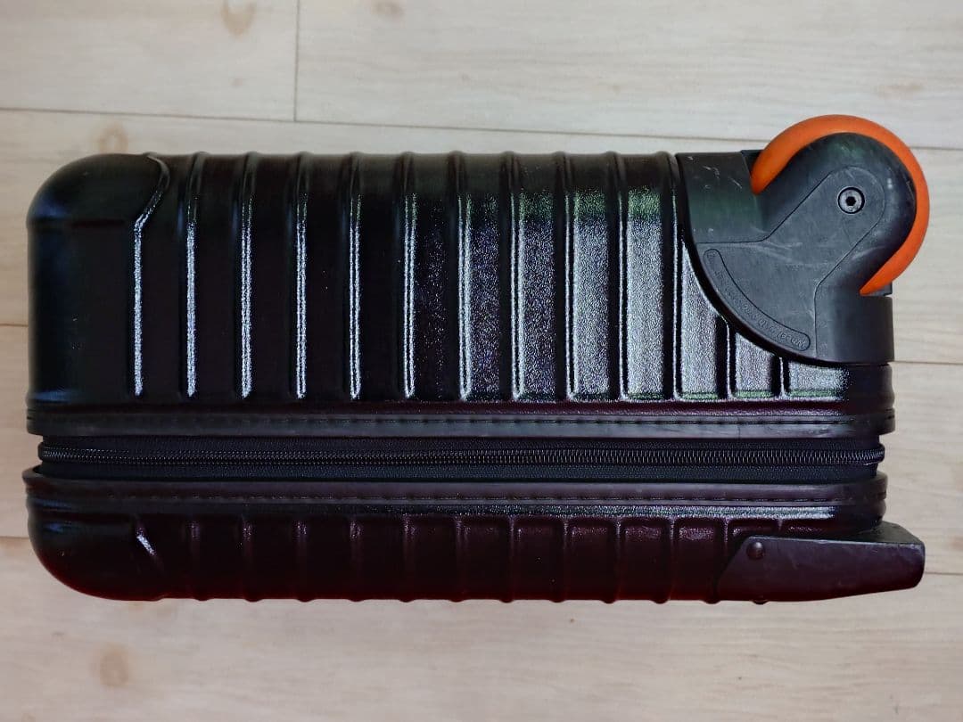 ミ*ロ様 RIMOWA サルサビジネストロリー　機内持込み2輪TSAロックブラッ