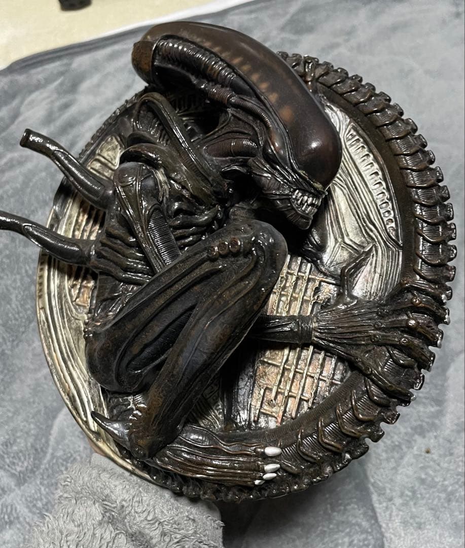 【限定3000個】 パリセイズ エイリアン壁掛けフィギュア　【元箱なし】