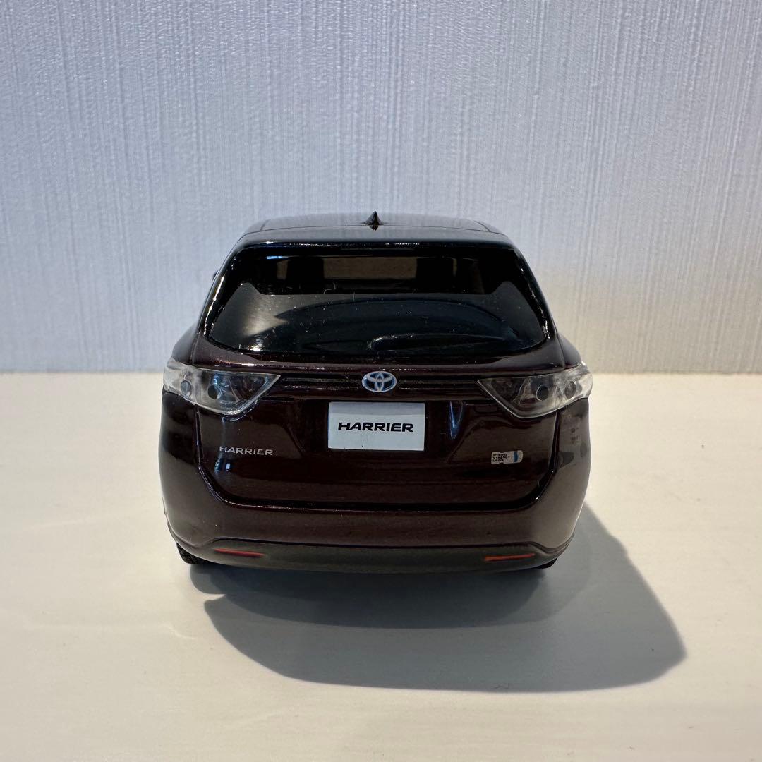 トヨタ　ハリアー60系前期　ミニカー　3R0 ブラッキッシュ レッドマイカ