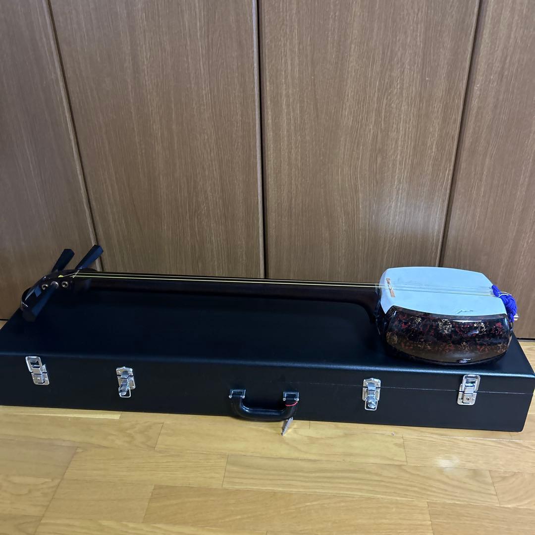 紅木津軽三味線本体 破れ有り