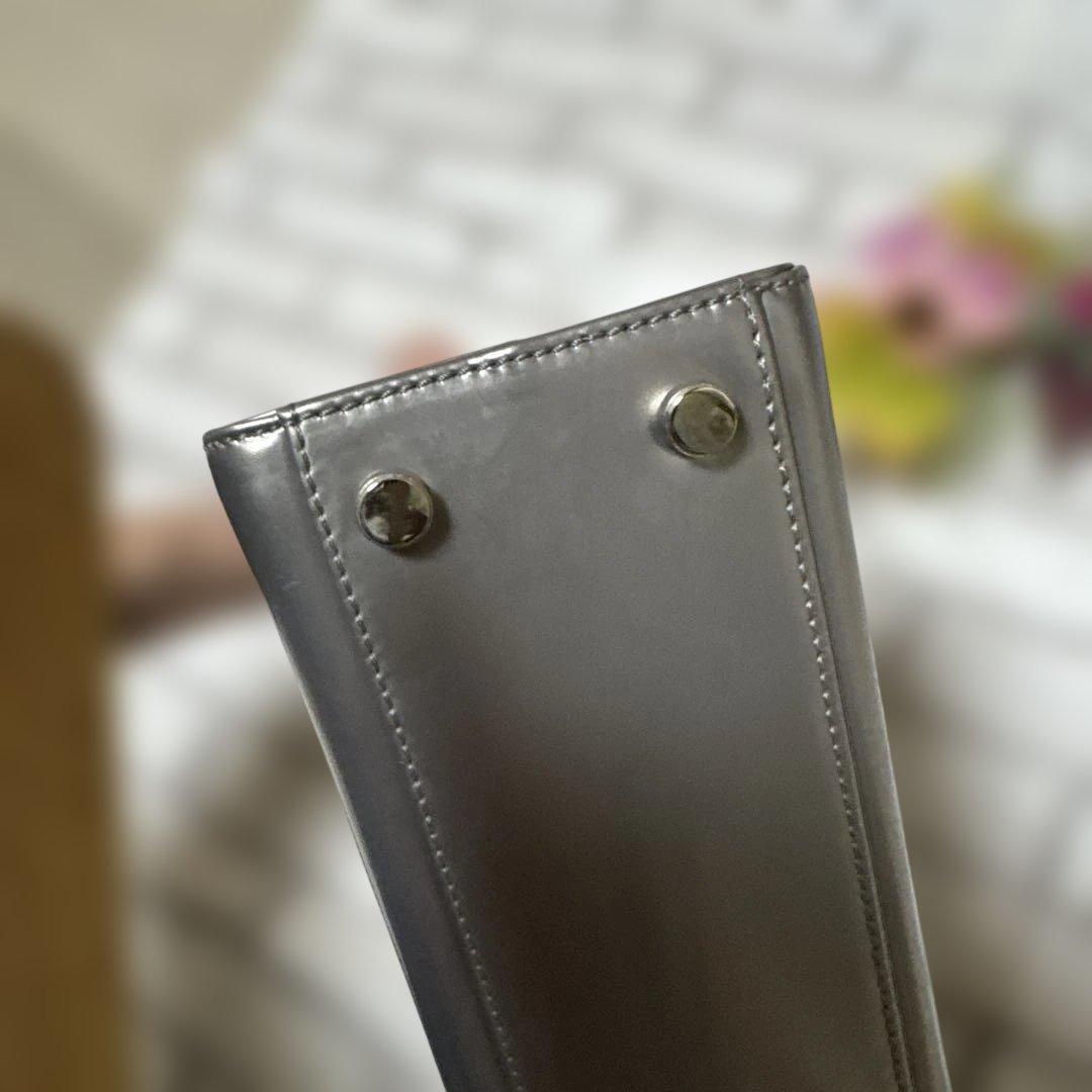 フェラガモ　￼シルバー　￼ミニバッグ