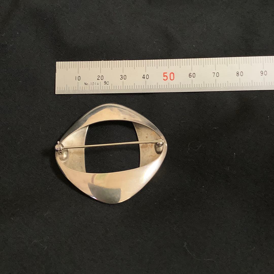 ジョージ・ジェンセン　ブローチ