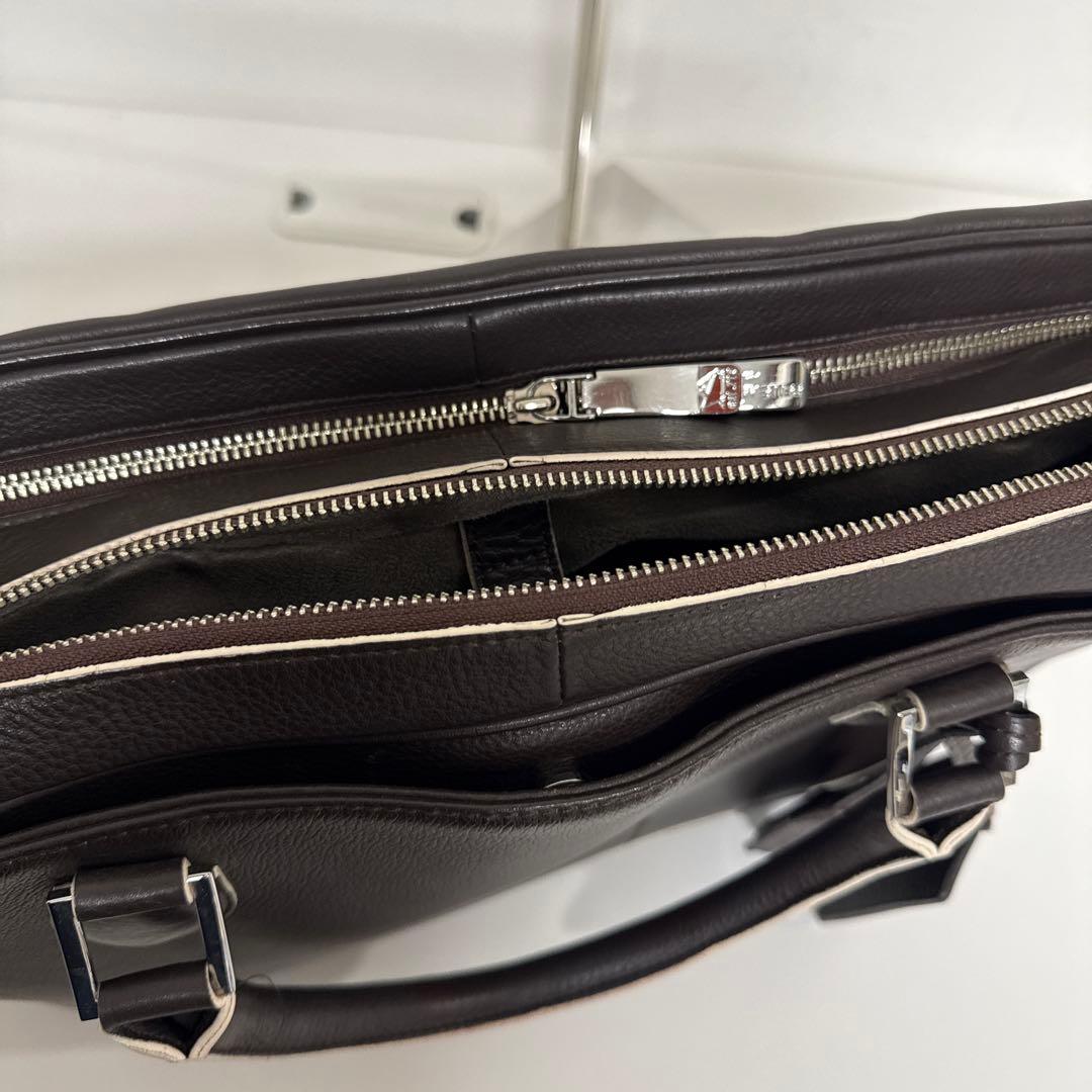 ペッレモルビダ バッグ シュリンクレザー ブリーフケース メイデンボヤージュ