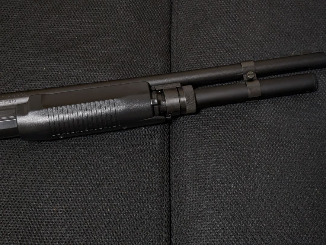 東京マルイ　ベネリM3スーパー90エアコキ+ショル型マガジン5つ