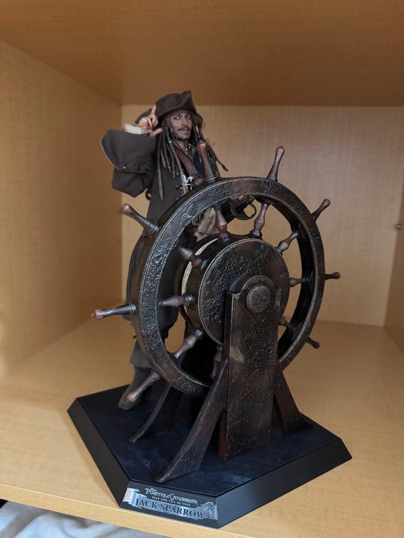 【極美品】ホットトイズ　DX37 ジャックスパロウ