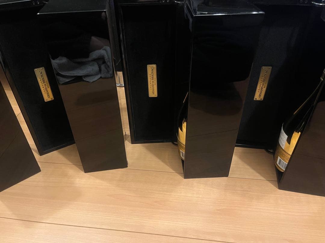 Armand de Brignac ゴールド 750ml 7本　ケース箱付き