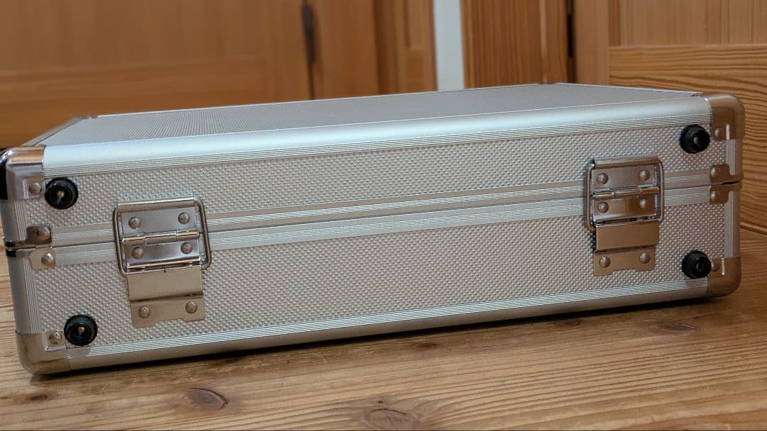 ☆スラブ アタッシュケース 60枚収納可能 PCGS NGC 保護 強化アルミ製