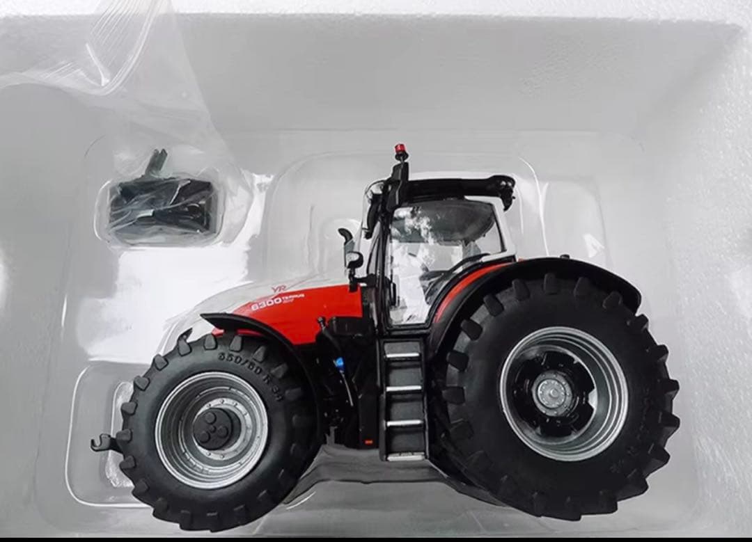 ダイキャスト 1:32 スケール 6300 CVT トラクター 合金モデル