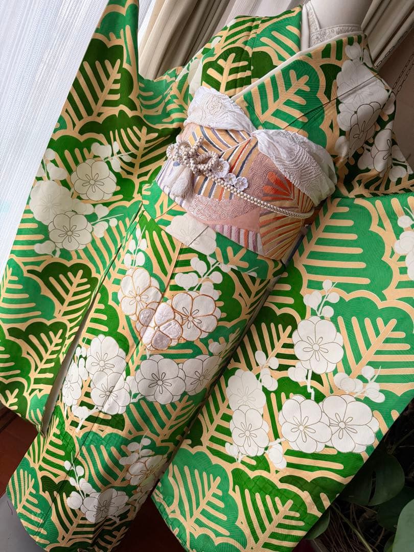 振袖フルセット グリーン×白×クリームイエロー×ゴールド 金駒刺繍