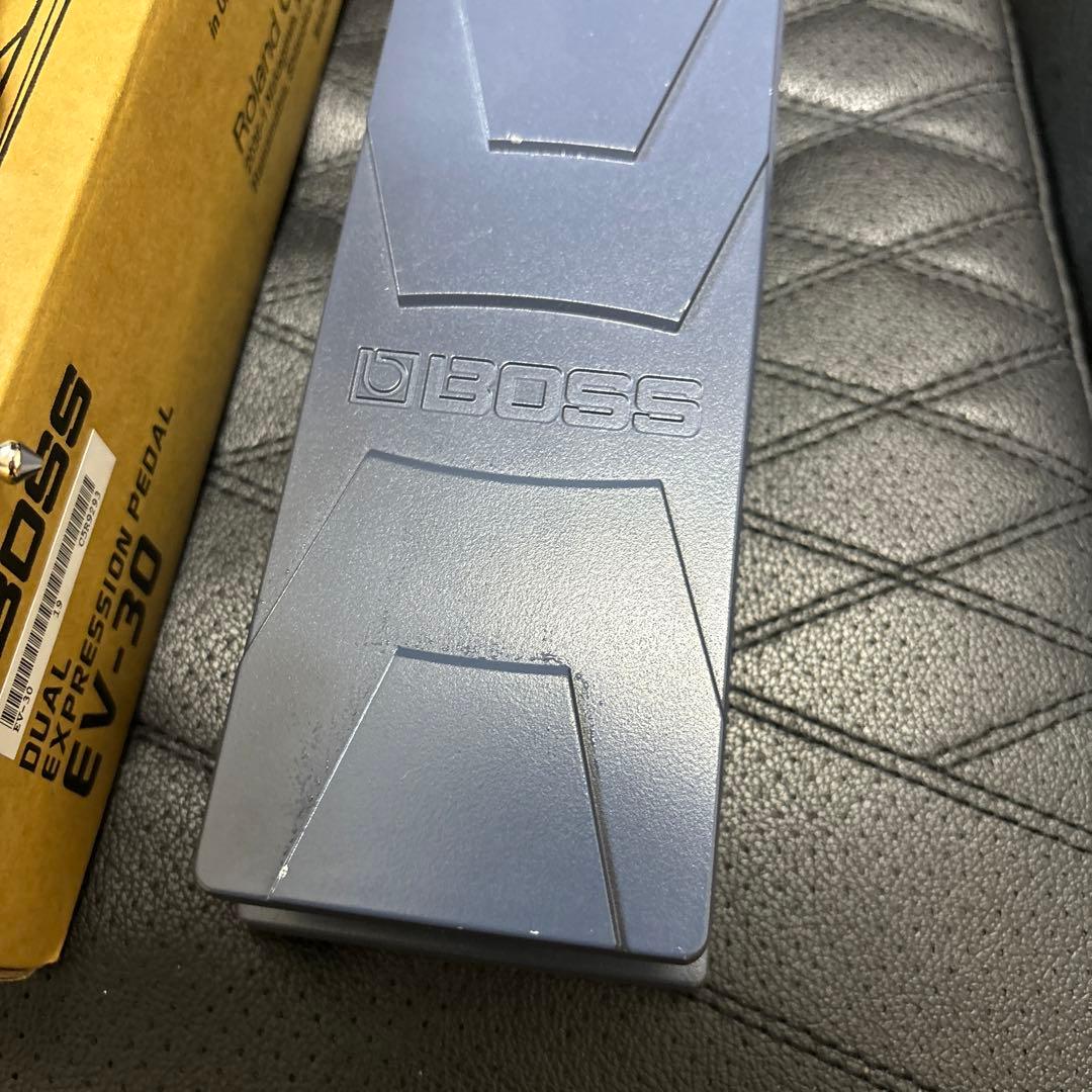 Boss EV-30 エクスプレッションペダル　ボリュームペダル