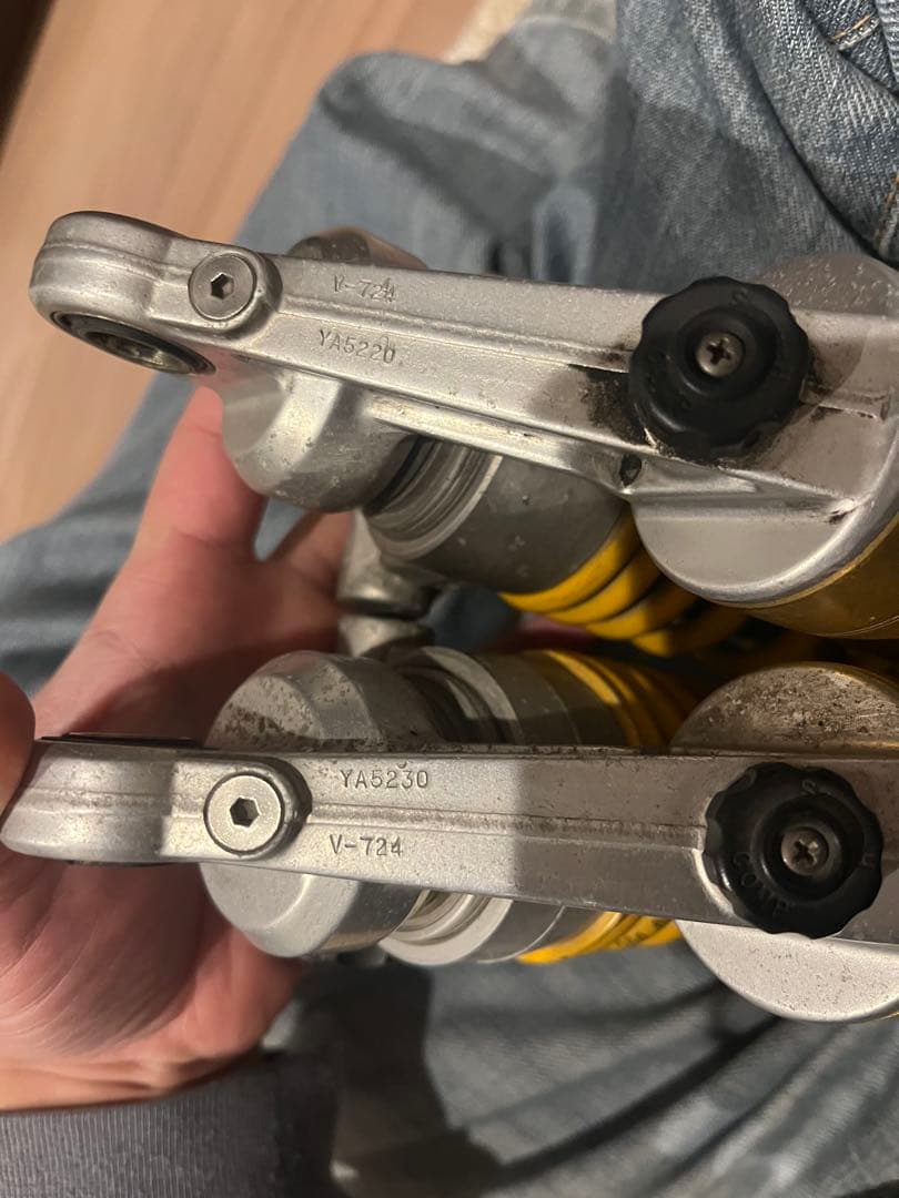 xjr1200 1300 オーリンズ　リアサスペンション