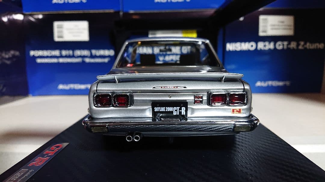 イグニッションモデル 1/18 ニッサン スカイライン GT-R KPGC10