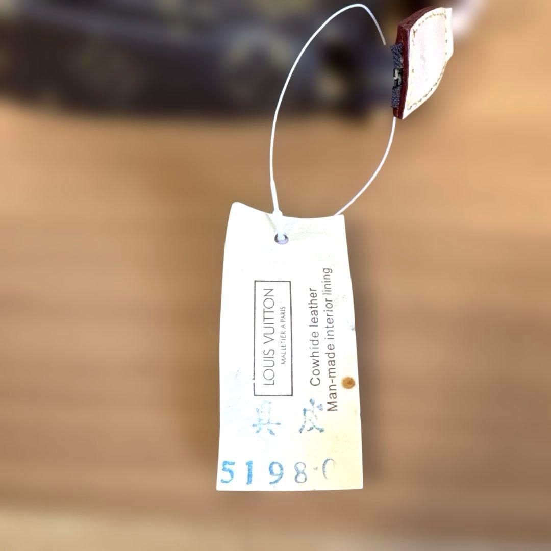 【新品・未使用】ショルダーバッグ（傷あり）