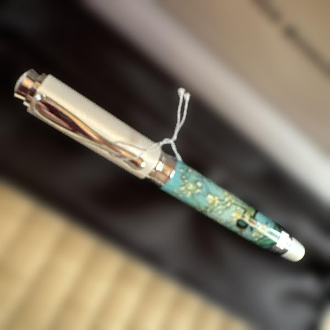 ゴッホ美術館 万年筆 ローラーペン　本革ペンケース　3点セット