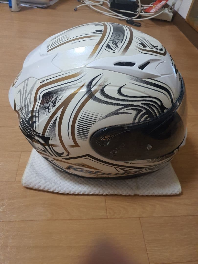 Kabuto フルフェイスヘルメット ホワイト/ゴールド インカム付き