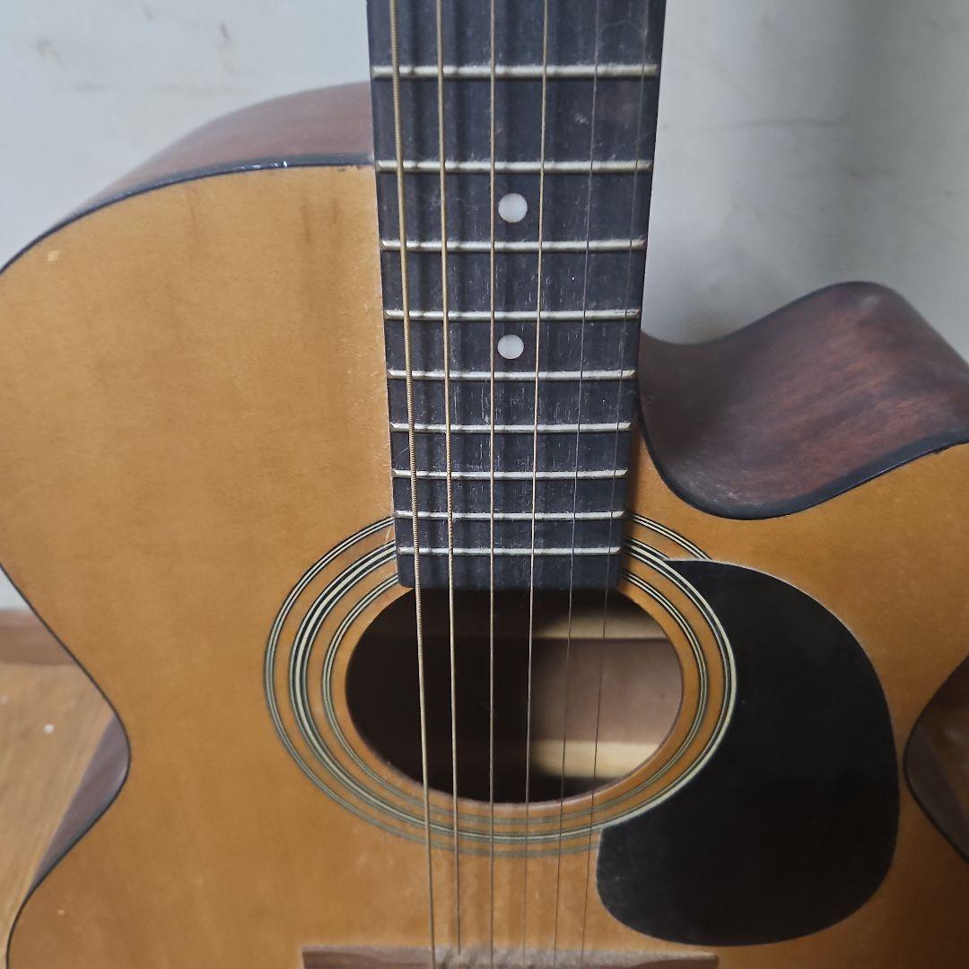 Jasmine アコースティックギター カッタウェイby Takamine