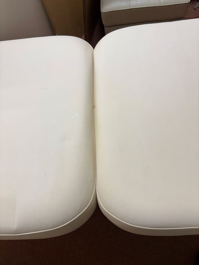 アースライト社製　マッサージベッド