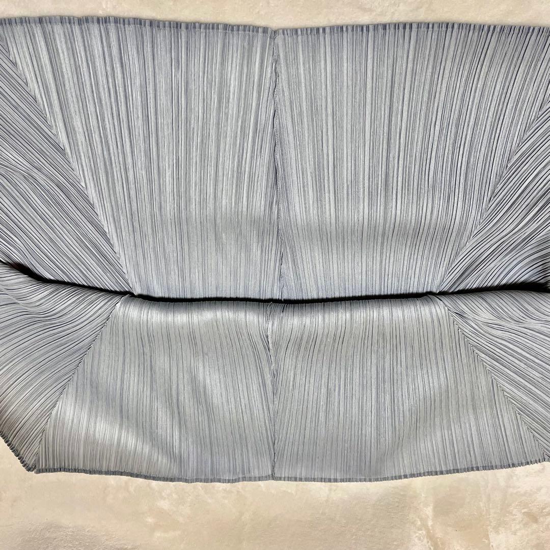 ISSEY MIYAKE イッセイミヤケ プリーツプリーズ シルバー スカート