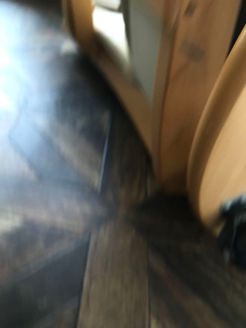  　１脚ニトリ食卓椅子レザー 回転式アームチェア