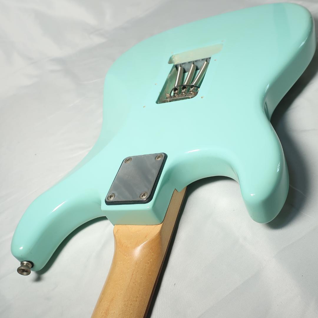 サーフグリーン ストラトタイプ エレキ Legend by Aria ProII