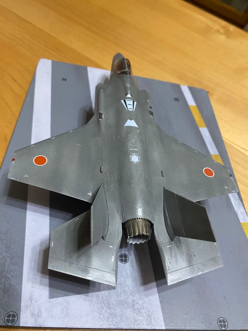 F-35A 航空自衛隊　日の丸限定キット　1/72スケール　完成品　プラモデル