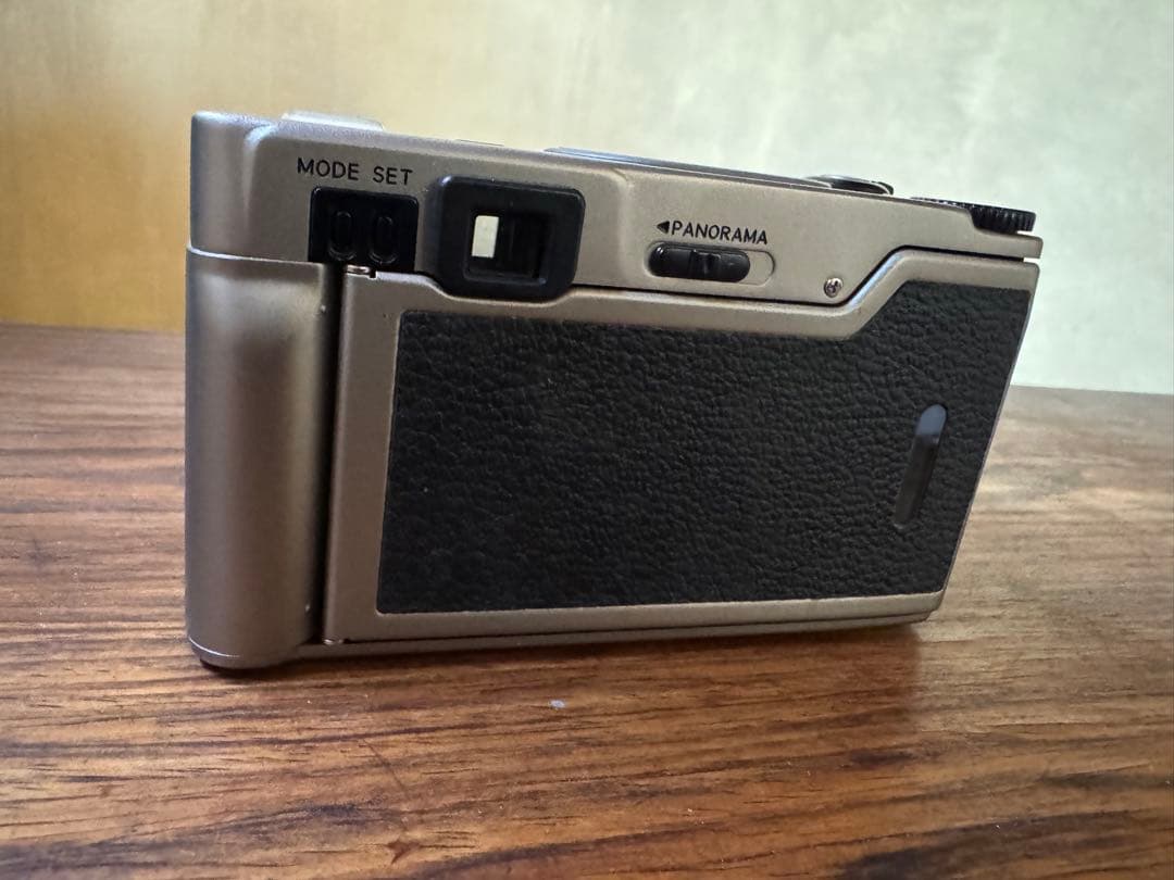 Nikon 35Ti フィルムカメラ