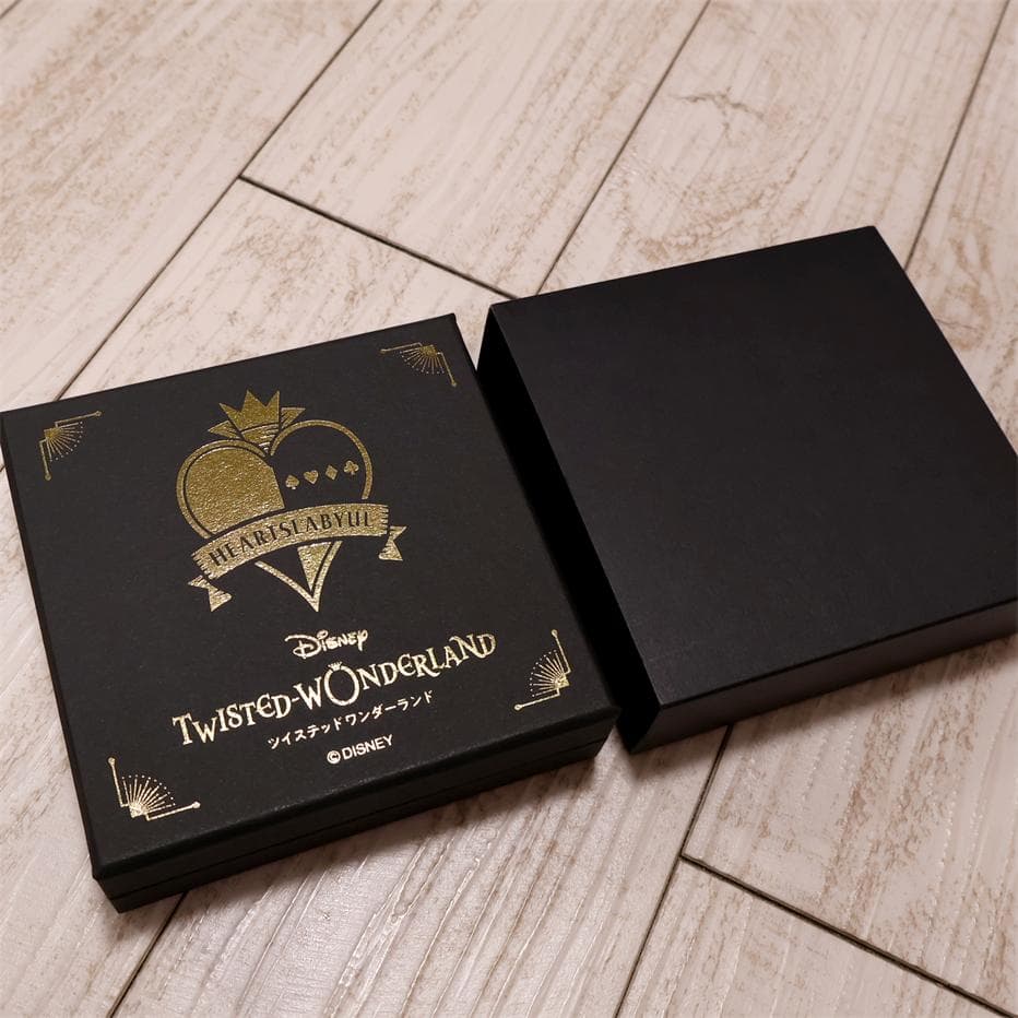 公式　アニプレックス　ツイステ　ハーツラビュル寮　腕章　寮章