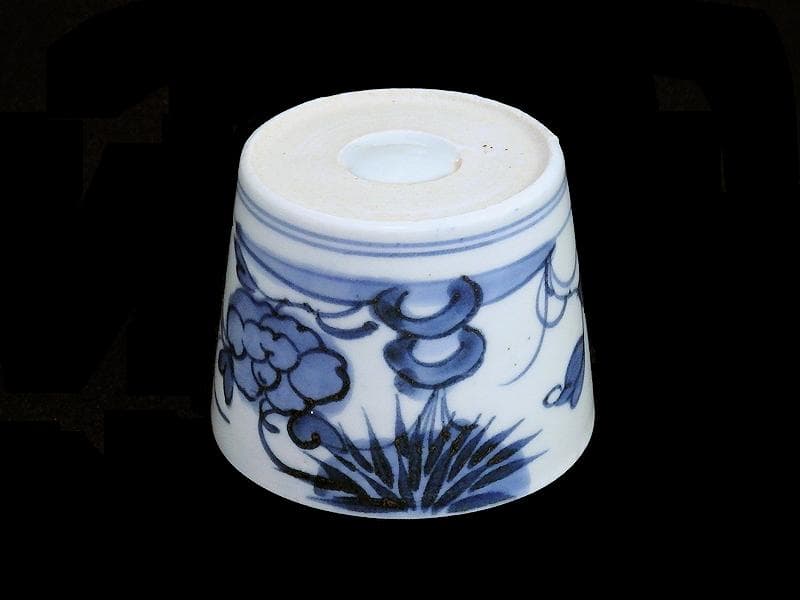 古伊万里　染付　笹に牡丹の図　蕎麦猪口　A899AS-CDg