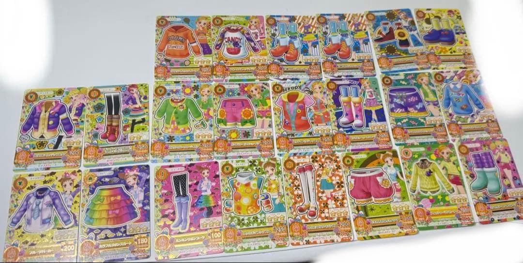 アイカツカード200枚以上まとめ売り