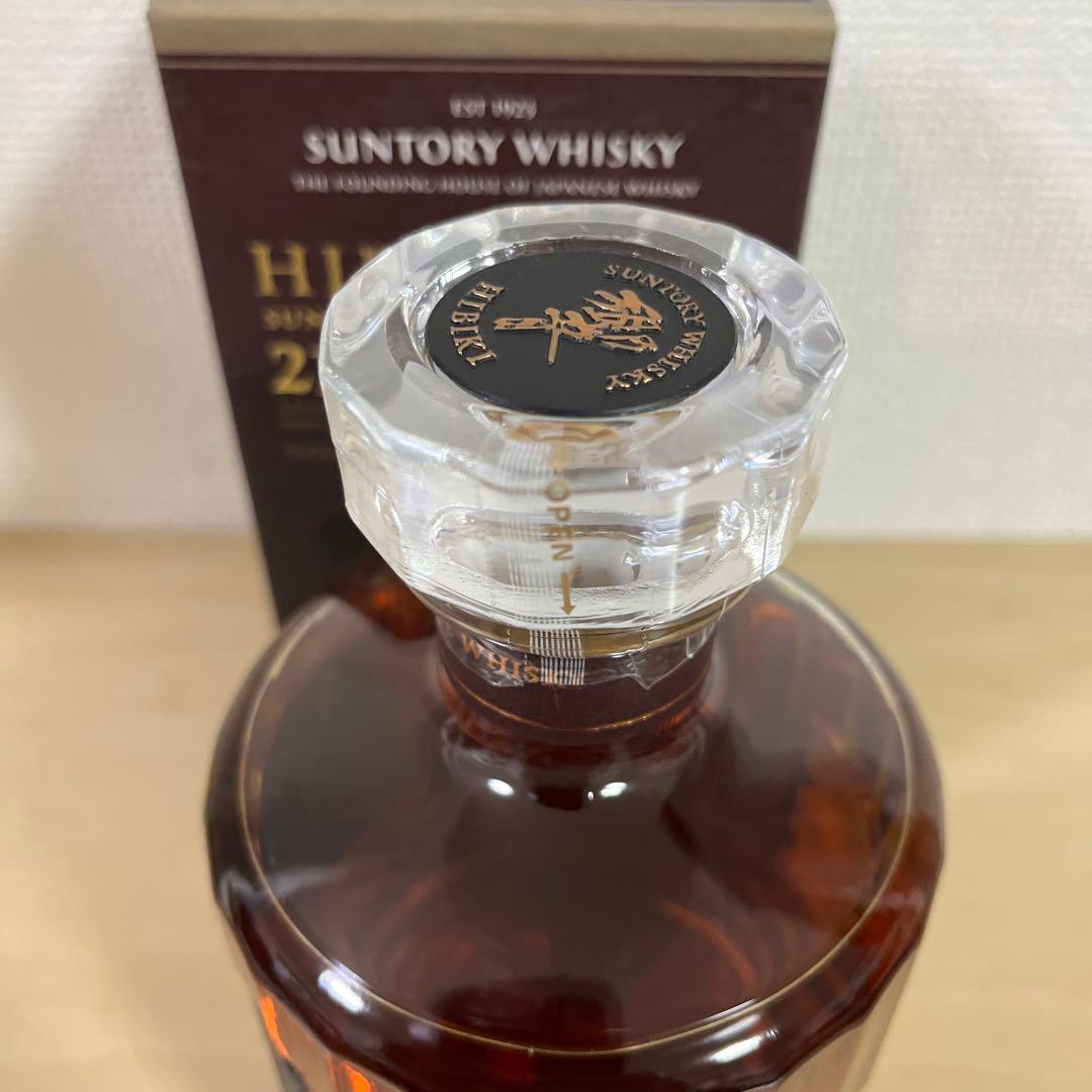 サントリーウイスキー 響21年HIBIKI 化粧箱あり
