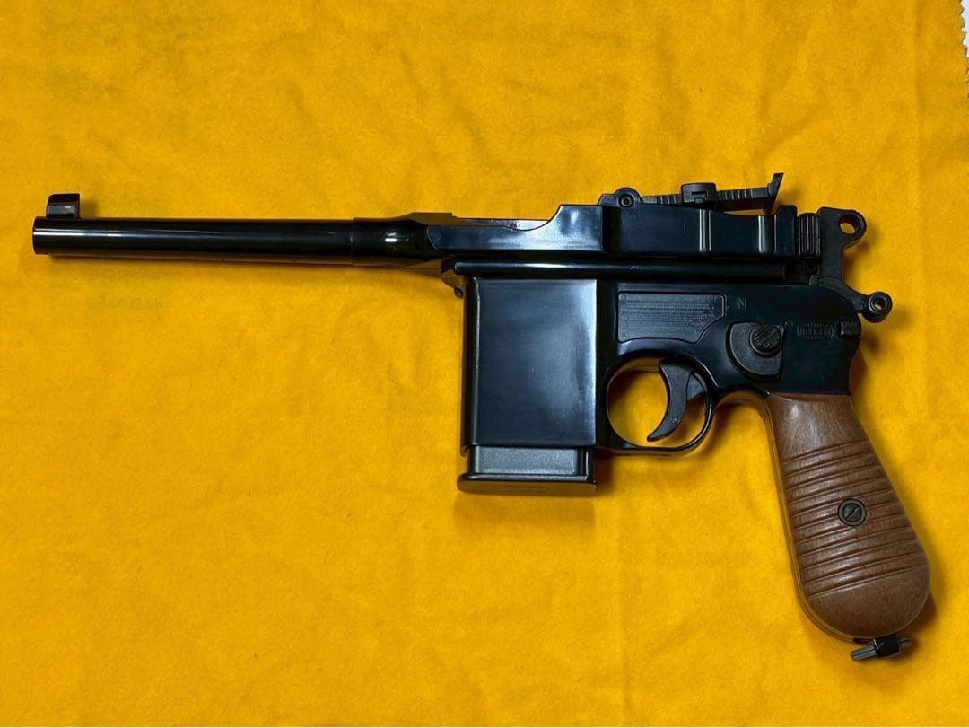 マルシン　モーゼルＭ７１２ モデルガン　1／１ 樹脂製　マルイ